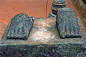 Angkor - Banteay Samre, popular devotion is still practised.